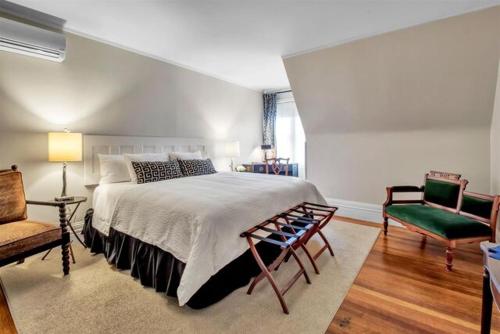 King Suite