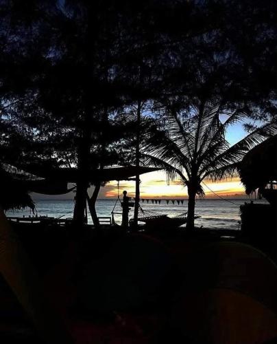 Surf &Turf Arugam Bay