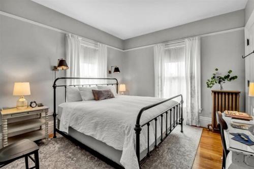 InnBuffalo Off Elmwood