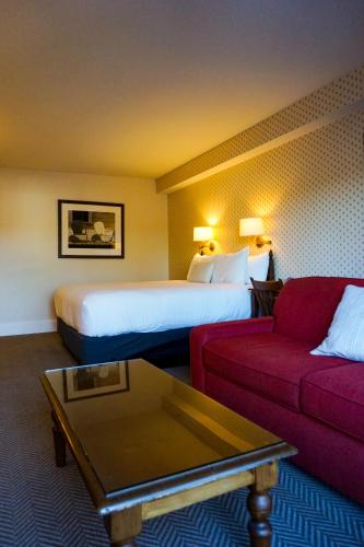 Mill Falls Resort Collection at the Lake Mill Falls Resort Collection at the Lake