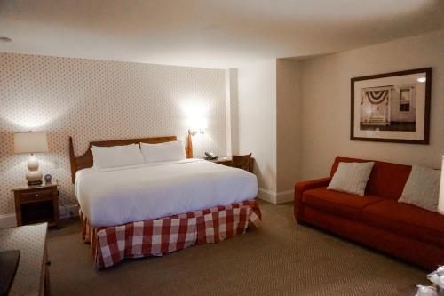 Mill Falls Resort Collection at the Lake Mill Falls Resort Collection at the Lake