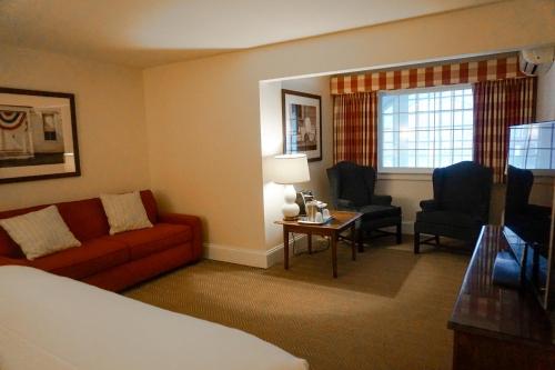 Mill Falls Resort Collection at the Lake Mill Falls Resort Collection at the Lake