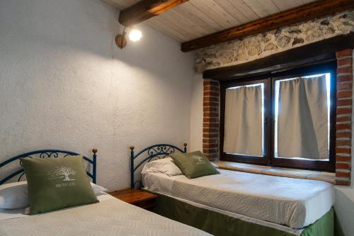 Quadruple Room image 2