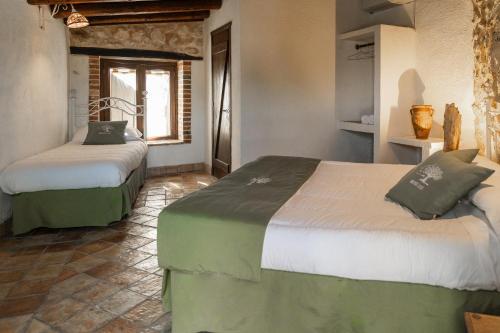 Triple Room image 2