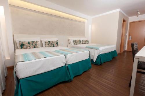 Superior Family Room - includes Hot Beach Water Park tickets image 2