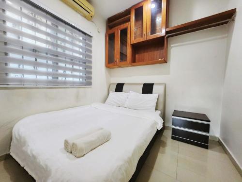 ipoh 5min to town centre 92bungalow 5br5bath19pax ipoh 5min to town centre 92bungalow 5br5bath19pax