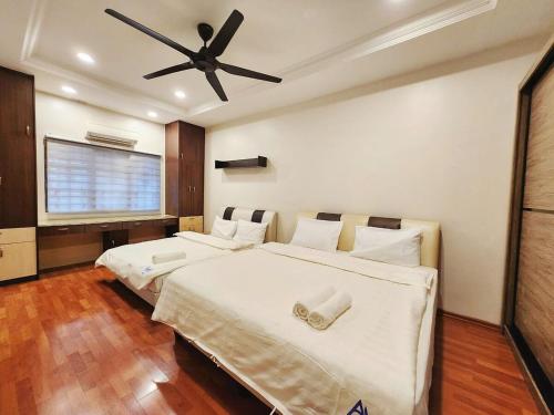 ipoh 5min to town centre 92bungalow 5br5bath19pax ipoh 5min to town centre 92bungalow 5br5bath19pax