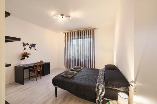 Laila's Frasassi House by RentMax in Poggio San Marcello