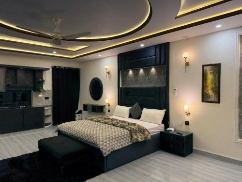 Superior Apartment with Balcony image 1