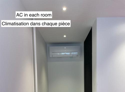 Apartment Sea View with AC and Wifi