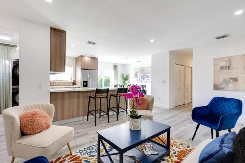 Spacious and Serene Miami Home Walk to Metrorail! in Miami, USA