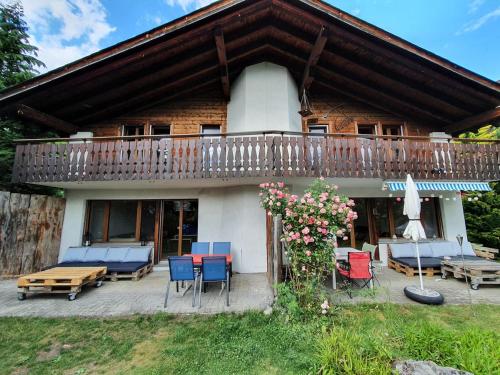 Half chalet with garden & balcony - 2' to Ski bus, Laax (Foto 7)