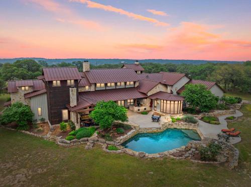 Private Ranch - Pool,Ping Pong,Yoga,Weddings,Games, Kendalia