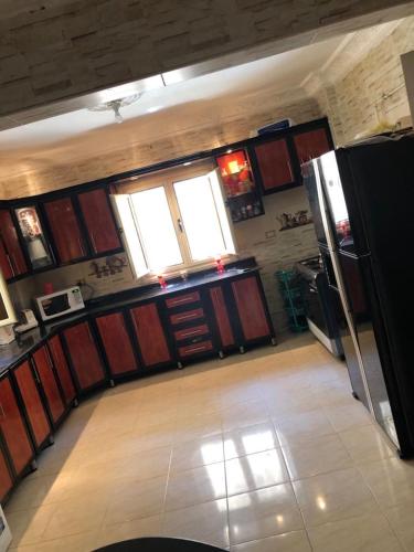 Duplex 5BD 3BR, Madinat as-Sadis min Uktubar