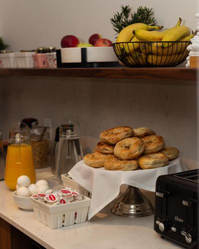 Le Petit Hotel Notre Dame - image 3