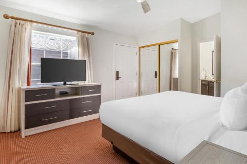 Kohl's Ranch Lodge By Diamond Resorts - main image