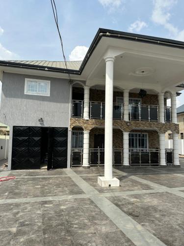 المنظر الخارجي, Queens Valley View Holiday Home in Ngleshi Amanfro