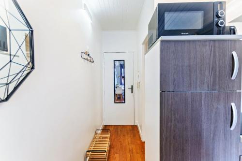 Lobby, Charmant studio cosy climatise et parking securise a proximite du centre ville de lyon in 9e arrondissement