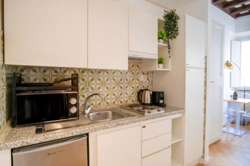 Elegantis Trevi Suite Apartment - Just 50m from Trevi Fountain, Řím (fotografie 8)