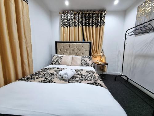 -F1-GH- Enjoy a wonderful stay in our Cosy Luxurious, Spacious ground floor apartment, Free Parking, Free WiFi, Leeds (Foto 8)