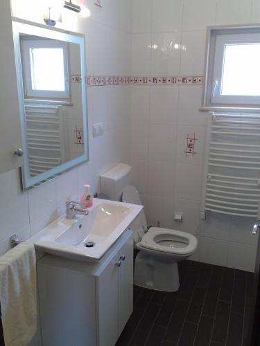 Apartment Nikola M - 2 bedrooms - image 4