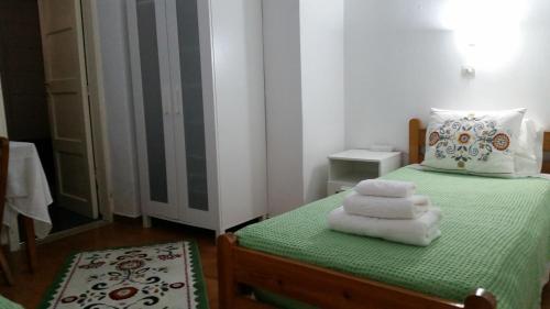 Medieval Rose Hotel - image 14