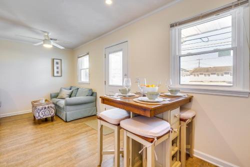 Lavallette Apartment with Patio - Walk to the Beach! in Lavallette, USA