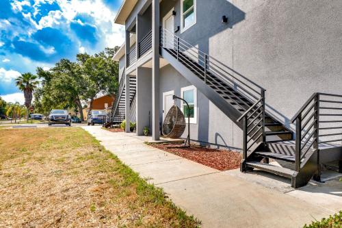 13 Mi to Beaches Pet-Friendly Condo in Palmetto! in Palmetto