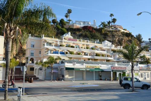 Apartamentos HC Burriana Playa - image 3