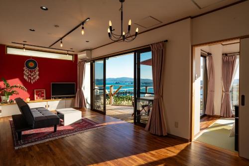 오키나와 본섬 ペンションパシフィカ古宇利 (ペンションパシフィカ古宇利) 3성급 호텔 스위트룸