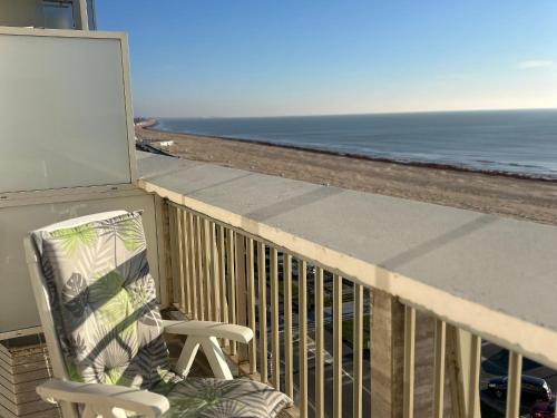 Appartement bord de mer avec balcon et parking - FR-1-652-47 - image 4