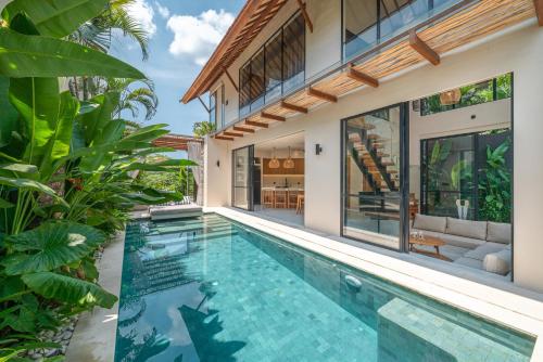 Villa Melina - Tranquil 2BR Villa Close to Beach