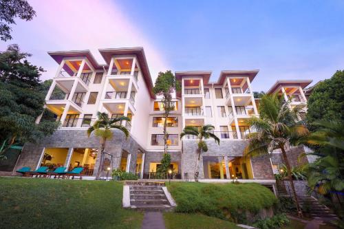 . Mount Randholee Resorts & Spa