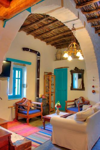 Pano Gitonia - image 5