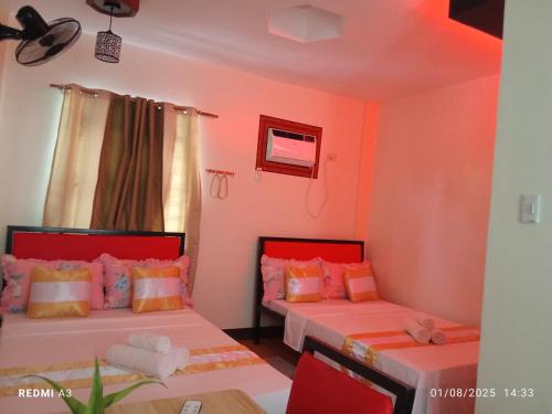 golden anchor lodge Room Type - Family Room with Garden View