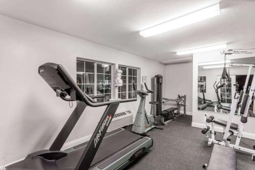 Ramada by Wyndham Oceanside in Oceanside, USA