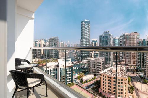 Cozy Urban 2br Apartment In Dec Tower Marina, Dubai (foto 2)