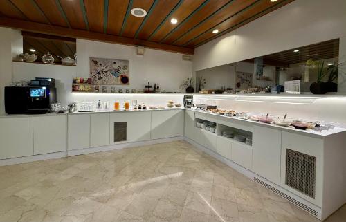 Hotel Ristorante Primavera - image 4