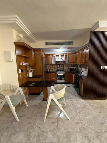 Royal, Amman (photo 6)