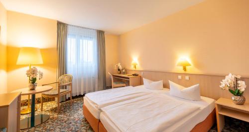 PLAZA INN Chemnitz - Tap to explore photos