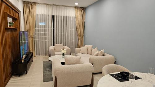 Elegant 2-Bedroom Apartment with Private Balconies & En-Suite Luxury in Meydan Avenue, Dubai (photo 8)