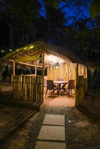 Misty Hills Cabin in Panamaram