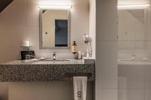 Square Hotel, Courtrai (foto 10)