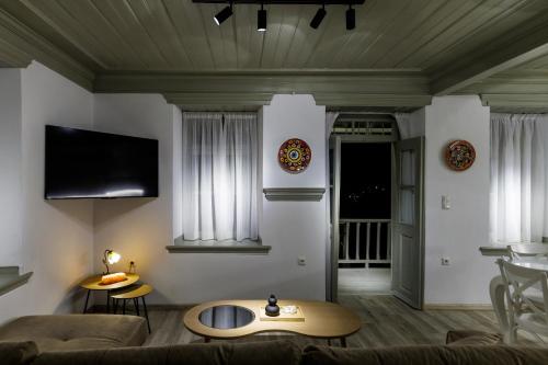 Amorama Suites Amorama Suites