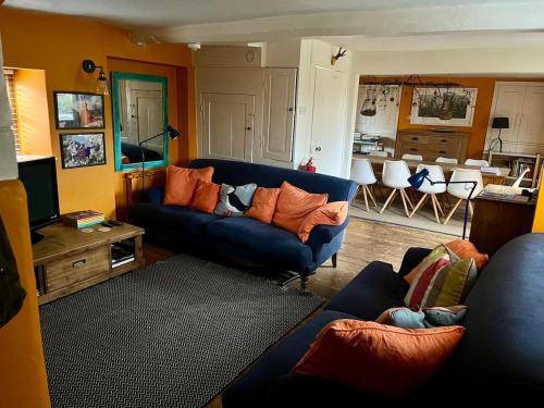 Spacious Somerset cottage - great rural location, Bristol