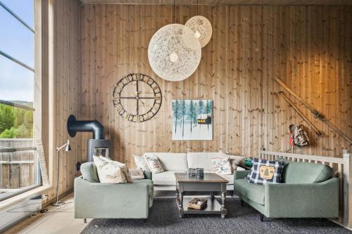 Very central and fresh apartment 4 bedr, 10p 2 floors, sauna, ski in and out Very central and fresh apartment 4 bedr, 10p 2 floors, sauna, ski in and out