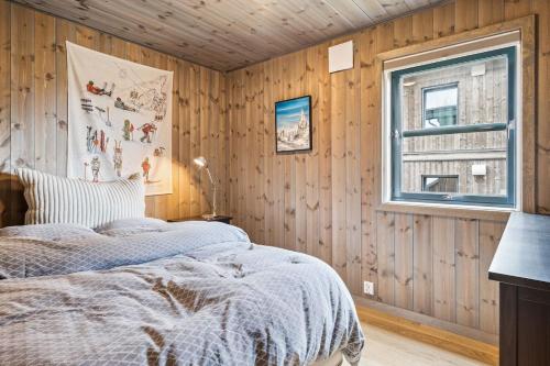 Very central and fresh apartment 4 bedr, 10p 2 floors, sauna, ski in and out Very central and fresh apartment 4 bedr, 10p 2 floors, sauna, ski in and out