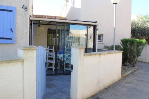 Two-Bedroom House image 7