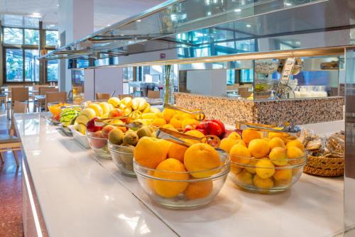 Port Denia - image 5