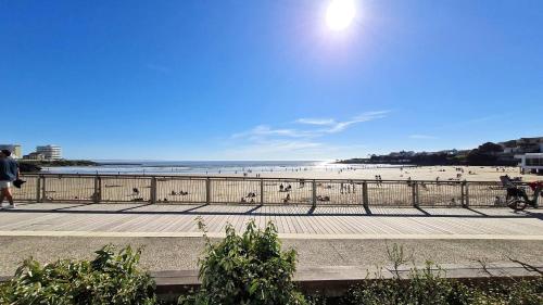 Royan PONTAILLAC - STUDIO PLEINE VUE MER - Ideal PETIT BUDGET - image 4